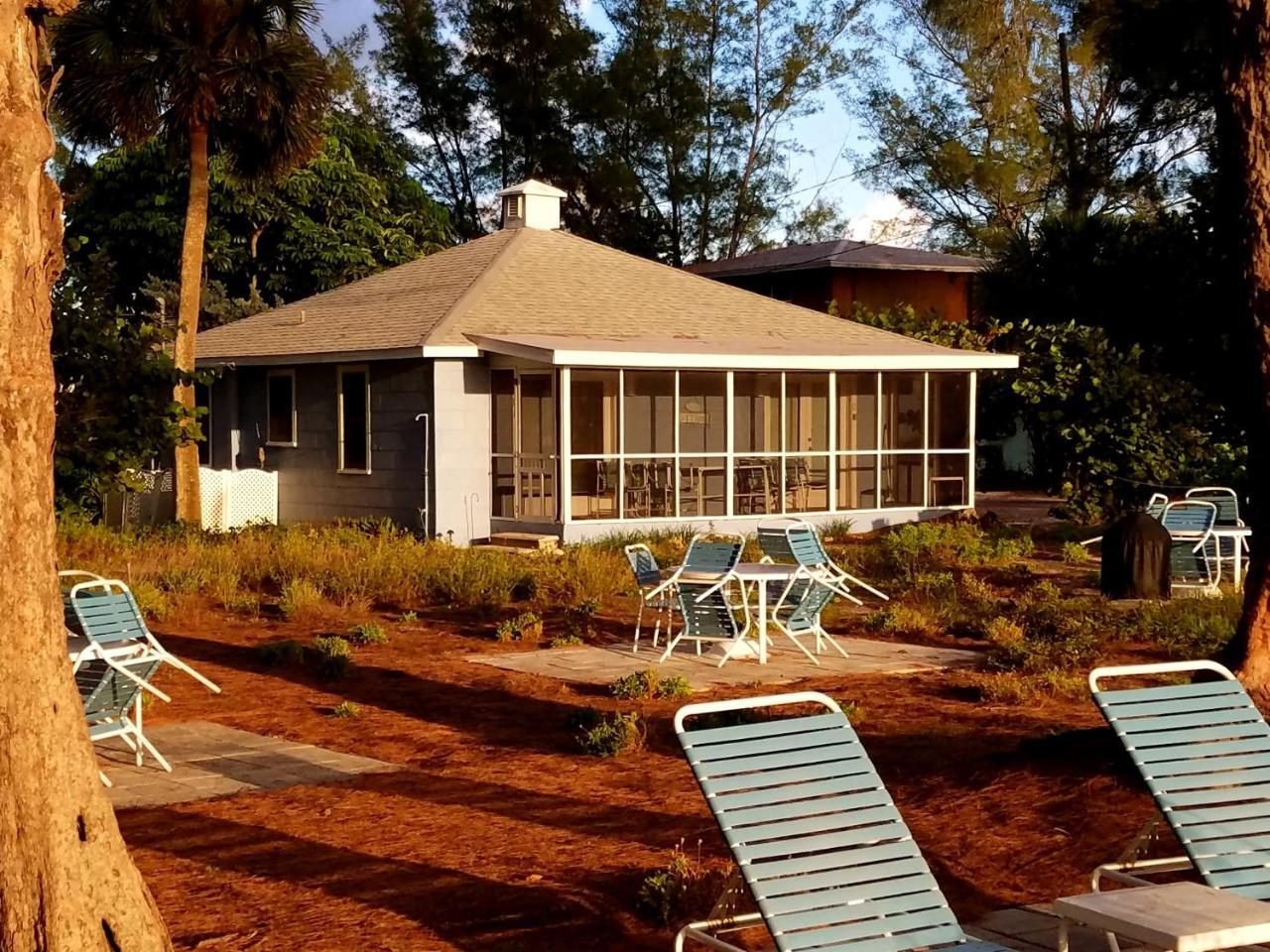 Bamboo Apartments Holmes Beach Exterior foto